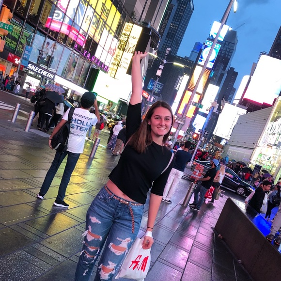 Meet your Posher, Isabel - Picture 1 of 1